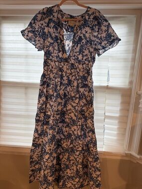 Anthropologie Navy and White Floral V-Neck Maxi Dress